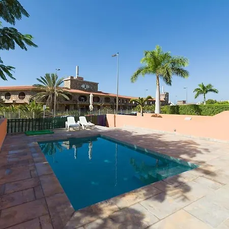 Villa Private Pool Meloneras 60 *